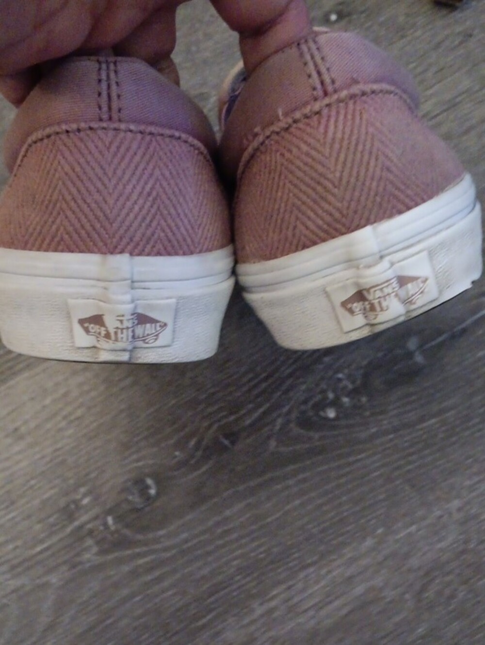 Vans Slip-On Sneakers in Mauve Canvas with White Soles - Picture 4 of 10
